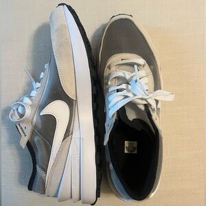 Women’s Nike Waffle One Summit White